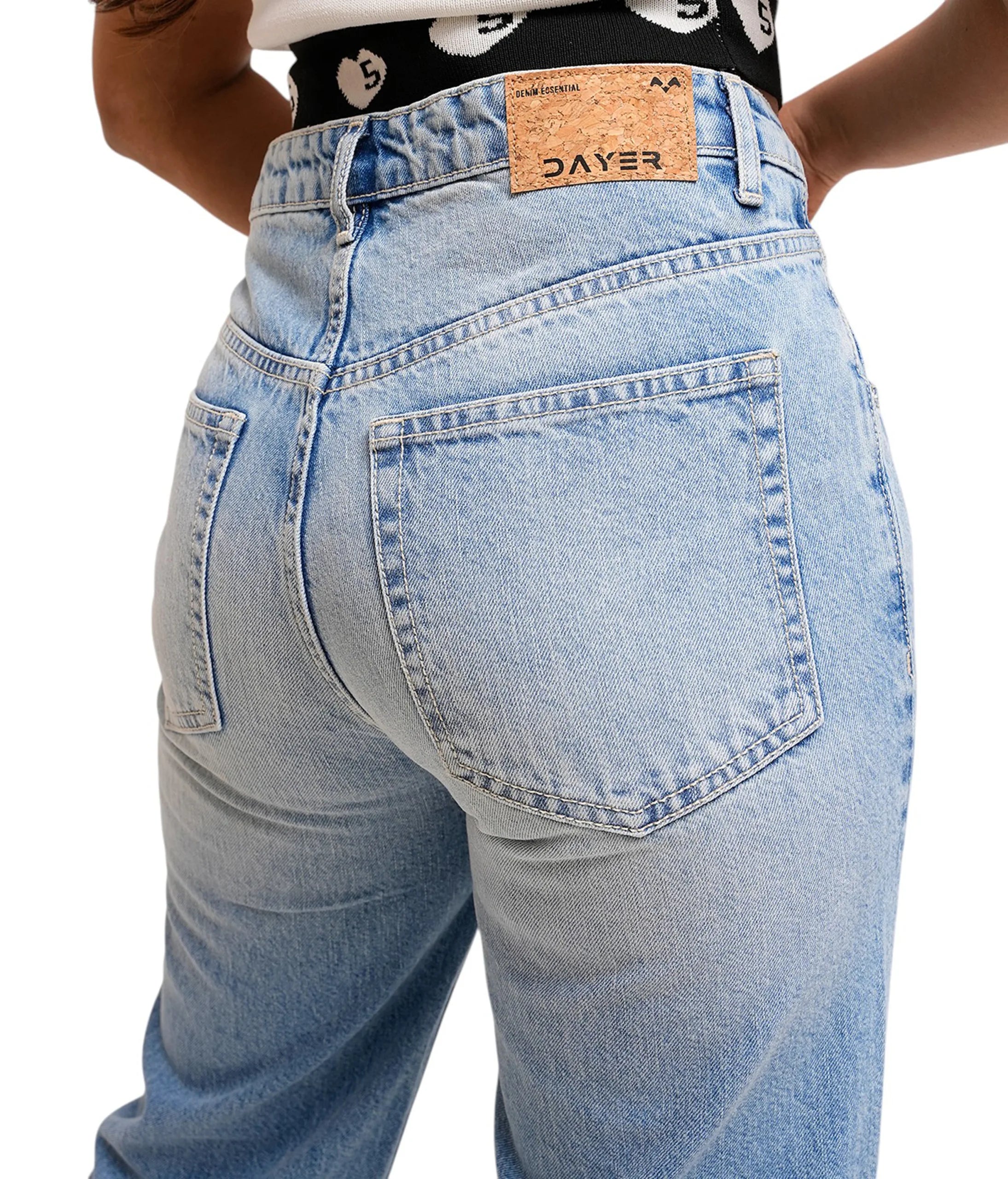 Light Wash Denim Wide-Leg Jeans